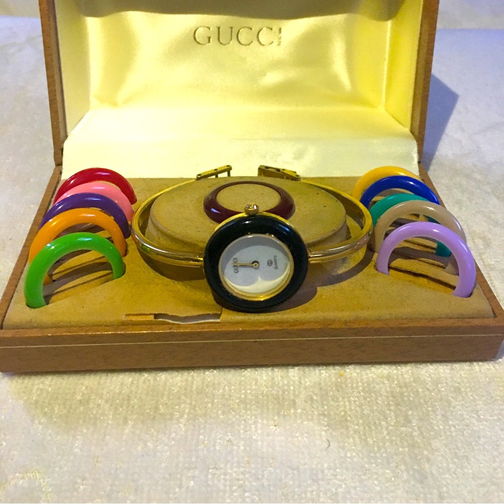 🤩💯 Vintage Gucci interchangeable bangle watch. Not working